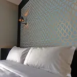 Les Terres Blanches Hotel