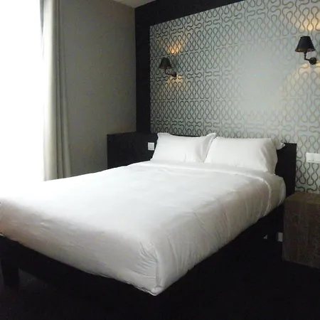 Les Terres Blanches Hotel Chatou