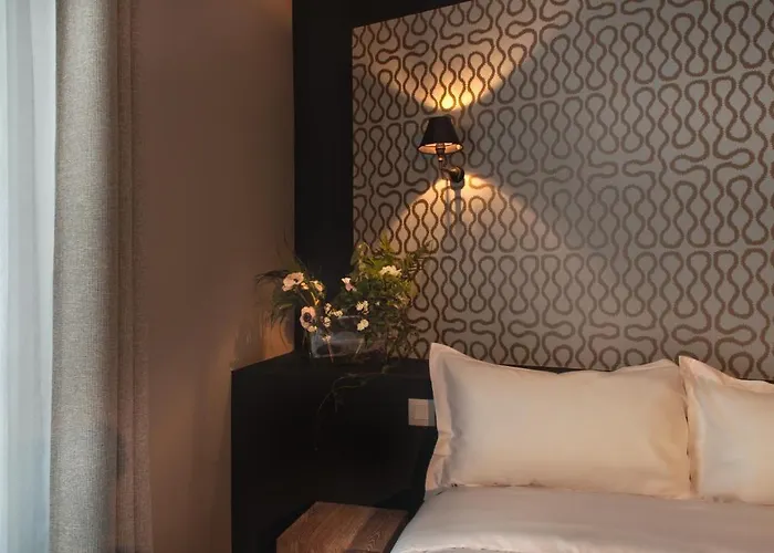 Les Terres Blanches Hotel Chatou